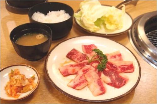 焼肉ウエストは石焼メニューも人気♩ランチの時間は何時まで？