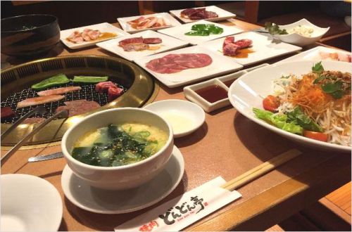 焼肉どんどんの食べ放題が人気!予約はできるの?