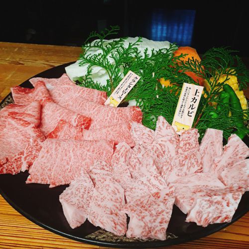 焼肉はやっぱり黒桜【#薩摩焼肉 #黒桜 #城陽 #宇治 #伏見 #久御山 #和牛 #焼肉 #A5 #宴会 #BMS10以上 #グランドチャンピオン #一頭買い #専属契約農場直送 #鹿児島黒毛 #夜ご飯 #京都ディナー #wagyu #yakiniku #肉 #京都焼肉 #座敷】