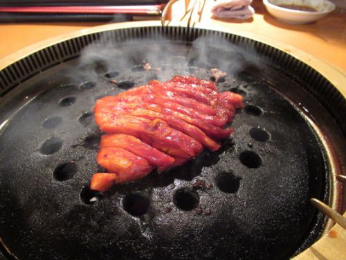 安くても激うまの人気焼肉店 万両 天神橋店(焼肉)