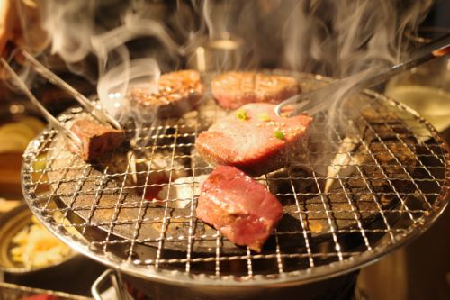 【新橋】セルフ飲み放題と大満足コース。会員制&完全貸切り個室の贅沢焼肉「たまには焼肉マルヒ」