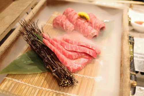 【恵比寿】プライベート感たっぷりの個室で極上焼肉を味わう「肉の匠 将泰庵」