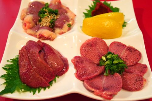 【渋谷】焼鳥は串だけじゃない!網で焼く“鶏焼肉”がコスパ抜群で絶品だった「鬼亭 (おにてい)」