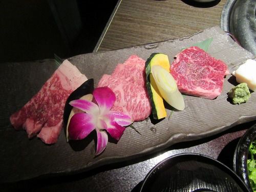 たまたま入ったら、有名人がたくさん来る名駅南で有名な焼き肉屋さんだった(名古屋:満炎)